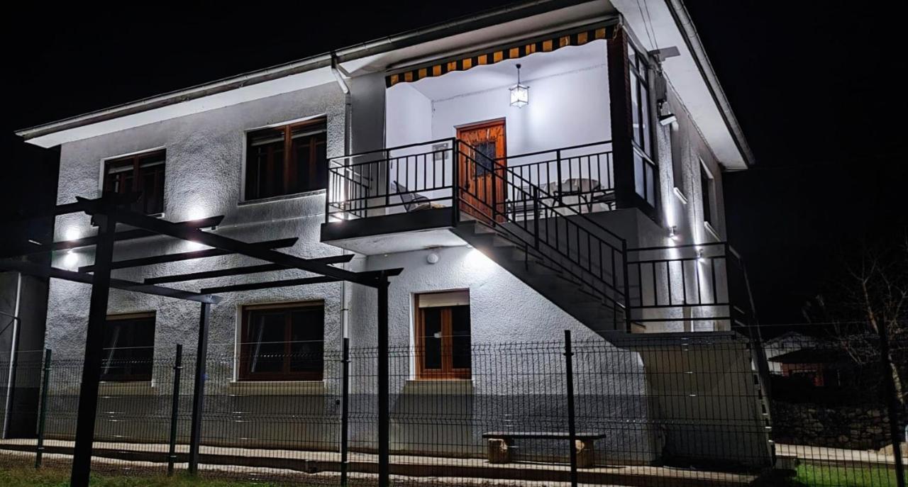 Villa Casa Angela Las Fraguas Exterior foto